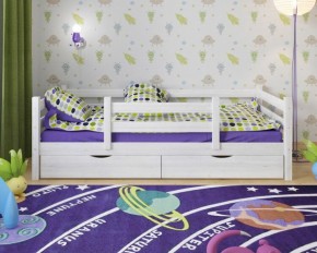 Детская кровать из массива березы Соня-5 (Белый/Лак) в Елабуге - elabuga.ok-mebel.com | фото 1