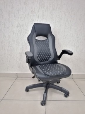 Кресло геймерское Barneo K-37 (черная кожа серые вставки) в Елабуге - elabuga.ok-mebel.com | фото