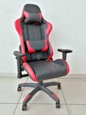 Кресло геймерское Barneo K-52 (черная экокожа красные вставки) в Елабуге - elabuga.ok-mebel.com | фото 1