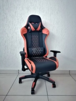 Кресло геймерское Barneo K-53 (черная экокожа оранжевые вставки) в Елабуге - elabuga.ok-mebel.com | фото 1